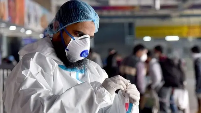 कोविड वैक्सीन