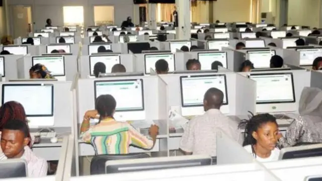 Ɗalibai da ke rubuta jarrabawar JAMB a Najeriya