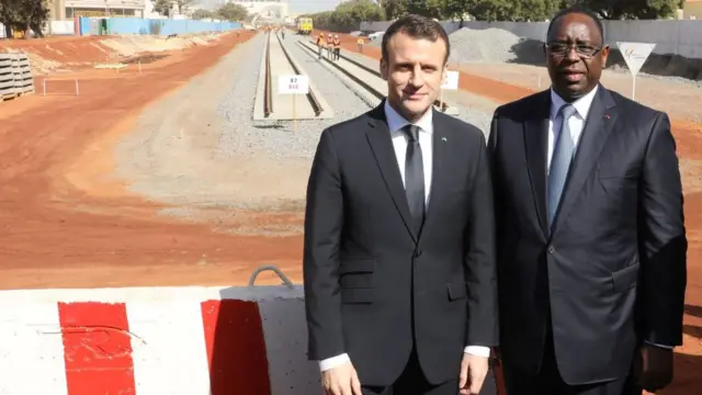 Le président français, Emmanuel Macron et le président sénégalais, Macky Sall.