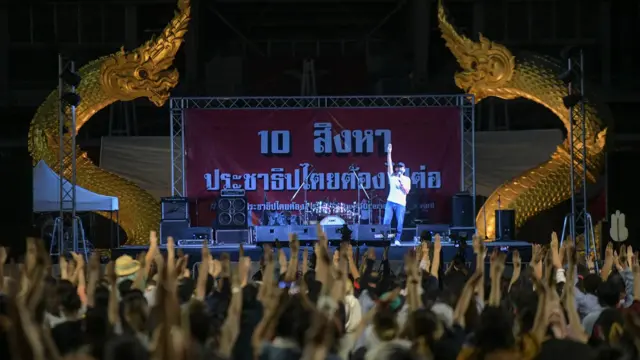 ม็อบ 10 ส.ค.