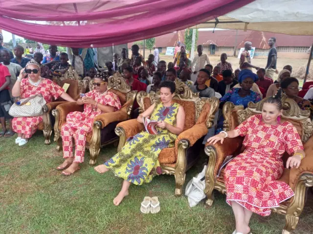 Awọn alejo to wa kopa nibi ayẹyẹ ọdun Sango