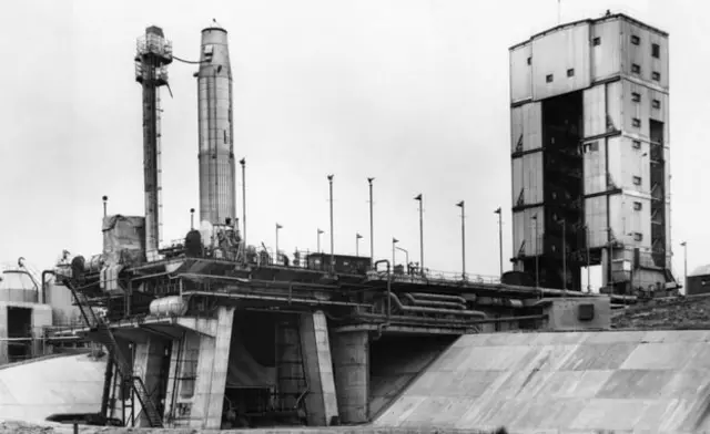 கட்டமைப்பு