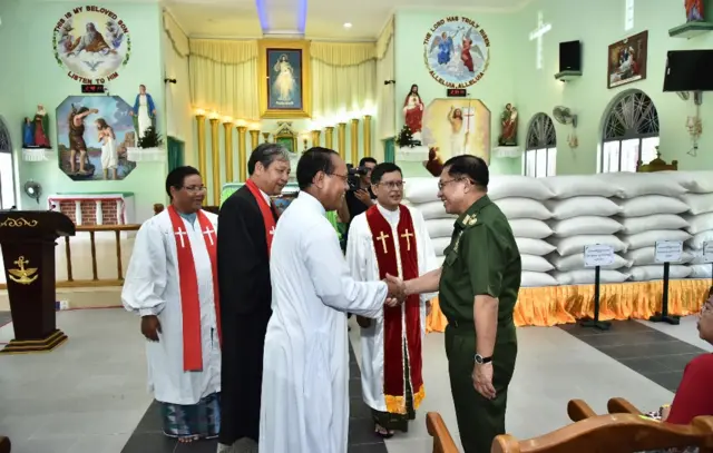 အခုလို လှူဒါန်းတာ ဘာသာရေး ကိစ္စတွေ ဆောင်ရွက်တဲ့အခါ အထောက်အကူရစေဖို့လို့ဆို