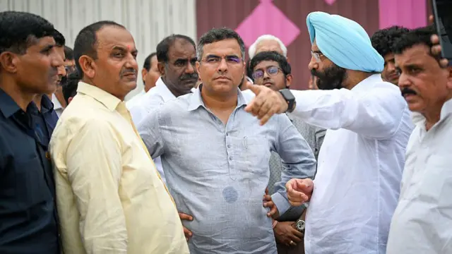 रेखा गुप्ता 