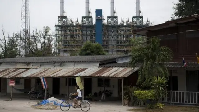 ชุมชนที่อยู่ที่กับโรงงานอุตสาหกรรมมักได้รับผลกระทบจากภาวะมลพิษอยู่เสมอ