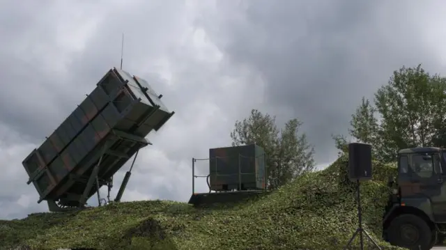 अमेरिका ने क़तर को पैट्रियट मिसाइल सिस्टम समेत कई अहम हथियार दिए हुए हैं. 