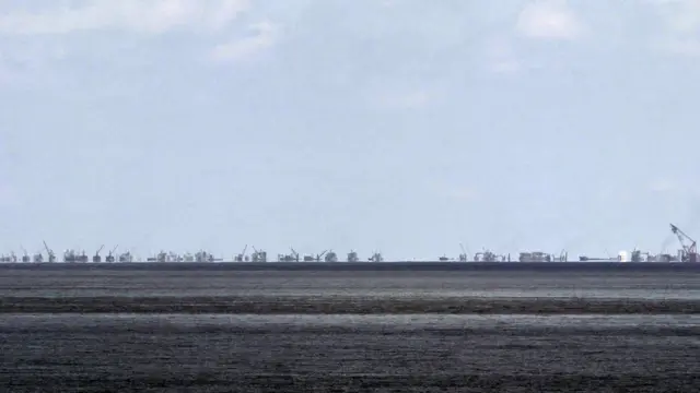 中国在南海填海造岛