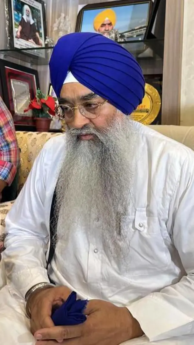 ਜਥੇਦਾਰ ਗਿਆਨੀ ਰਘੁਬੀਰ ਸਿੰਘ