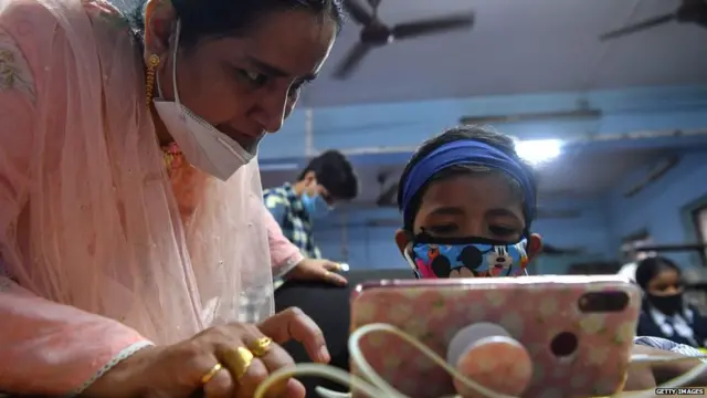 ਆਨਲਾਈਨ ਪੜ੍ਹਾਈ