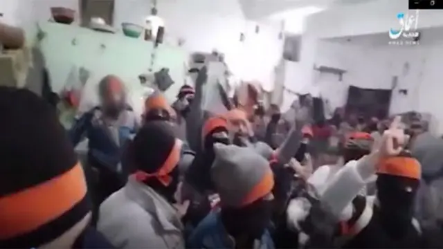 घुवायरान जेल से इस्लामिक स्टेट के एक वीडियो में चरमपंथी अंतिम सांस तक लड़ने की कसम खाते हैं