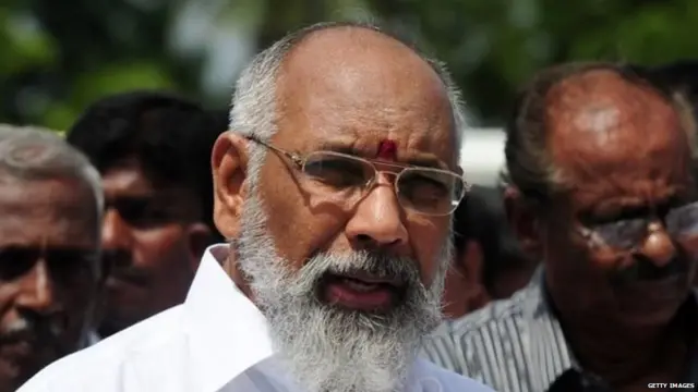 මහ ඇමති සීවී විග්නේශ්වරන්