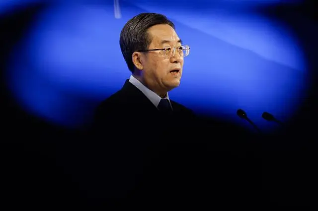 Ông Đinh Tiết Tường là người điều hành chiến lược bán dẫn của quốc gia của Trung Quốc