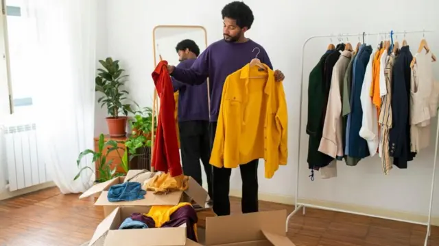 ఇల్లు సర్దుకోవడం, పనికిరాని వస్తువులు, బీబీసీ రేడియో 4 కార్యక్రమం