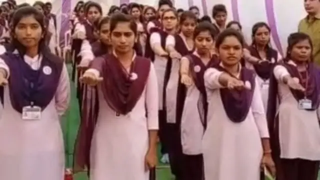 طالبات کا حلف