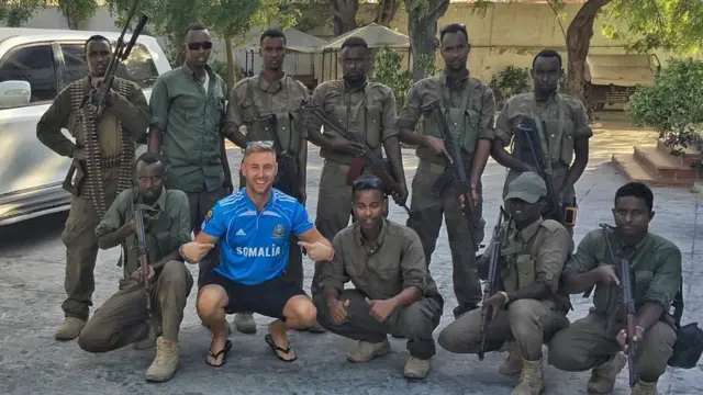 強尼‧沃德在索馬里的旅遊照片。