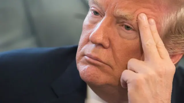 डोनल्ड ट्रंप