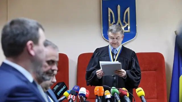 Суддя зачитує вирок у справі щодо ДТП у Харкові