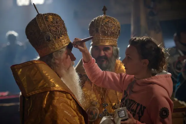 Грим участников съемок