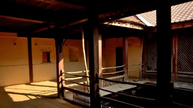 मेणवलीमधला नाना फडणवीसांचा वाडा