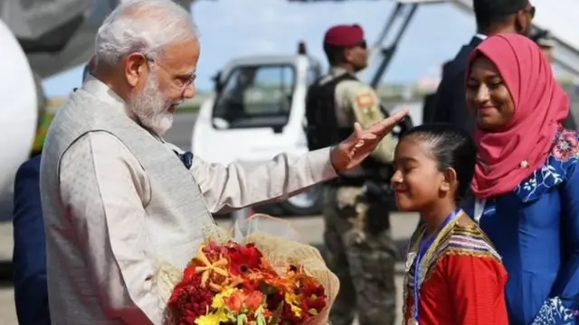 नरेंद्र मोदी