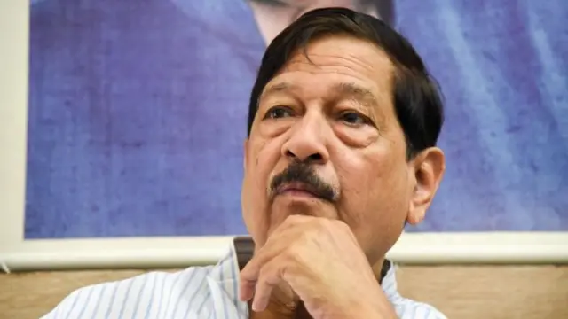 गिरीश बापट