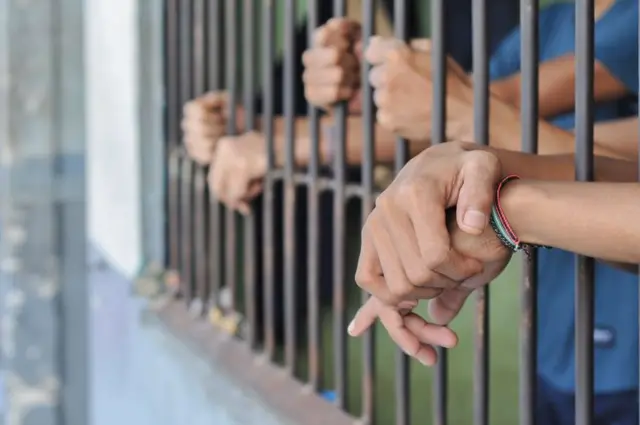 काय आहे महायुती सरकारचं महाराष्ट्र धर्मस्वातंत्र्य विधेयक?