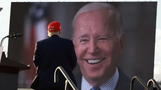 Ông Trump và ông Biden