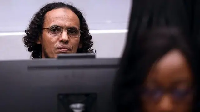 احمد الفقی المهدی، از اعضای گروه شبه نظامی «انصار الدین» در کشور مالی به جرم تخریب میراث فرهنگی در تمبکتو در ۲۰۱۶ به ۹ سال زندان محکوم شد.