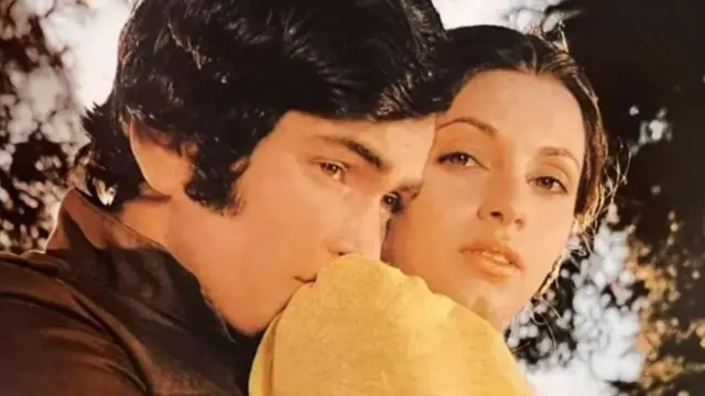 बॉबी चित्रपटात ऋषी कपूर आणि डिंपल कपाडिया