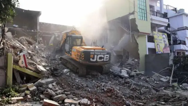 புல்டோசர் நடவடிக்கை