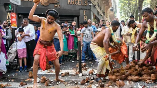 પૅરિસમાં ગણેશ ચતુર્થીની ઉજવણી