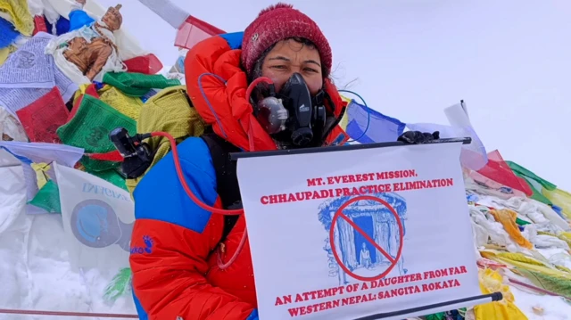 மாதவிடாய், நேபாளம், எவெரெஸ்ட் சிகரம்