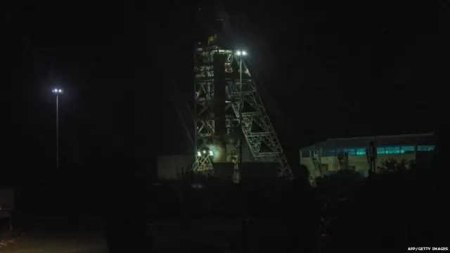 ਬਿਜਲੀ ਦਾ ਪ੍ਰਬੰਧ ਹੋਣ ਮਗਰੋਂ ਰਾਤ ਨੂੰ ਜਾਰੀ ਬਚਾਅ ਕਾਰਜ