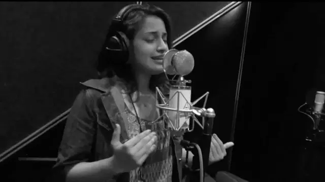 හිරුෂි මේ වන විට චිත්‍රපට දෙකකට සහ ටෙලි නාට්‍යය තුනකට පසුබිම් ගායනයෙන් දායකත්වය ලබාදී ඇත.