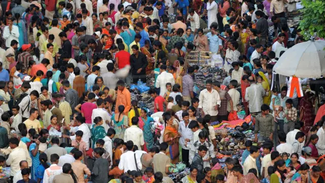 અમદાવાદના એક બજારની તસવીર પ્રતીકાત્મક ઉપયોગ