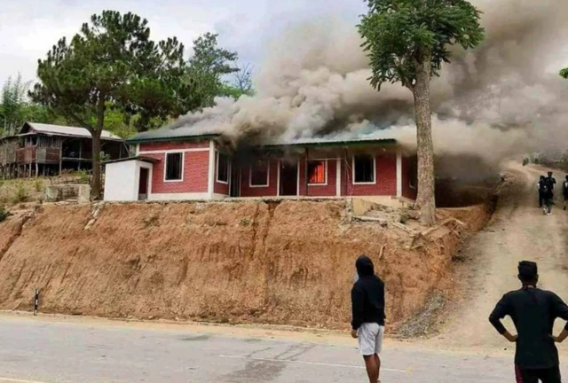 मणिपुर में हिंसा