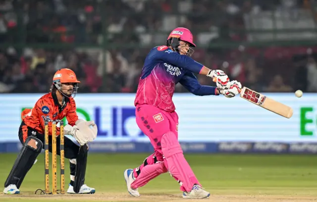 37 பந்துகளில் 103 ரன்கள் எடுத்து ஆட்டமிழந்தார் வைபவ் சூர்யவன்ஷி