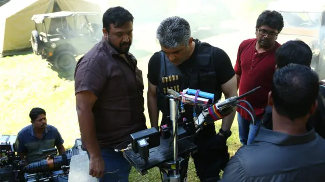 விவேகம் திரைப்படம் காட்சிப்படுத்தப்பட்டபோது அஜித்