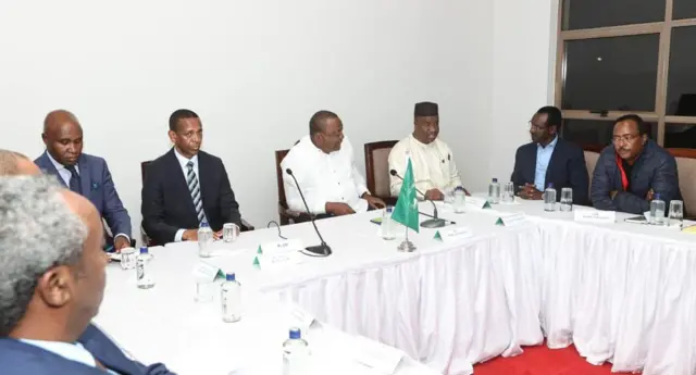 ሸምገልትን ወከልቲ ህወሓትን መንግስቲ ኢትዮጵያን