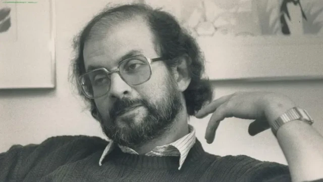 ਸੈਟੇਨਿਕ ਵਰਸਿਜ਼ ਦੇ ਲੇਖਕ ਸਲਮਾਨ ਰਸ਼ਦੀ।