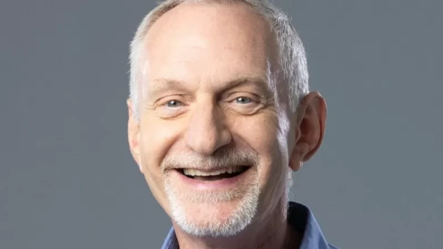 Portrait de ROBERT WALDINGER