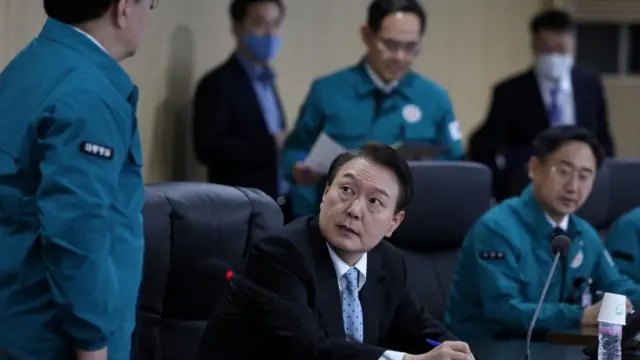 تېره ورځ د سوېلي کوریا ولسمشر د ملي امنیت شورا ناسته کې د کوریا د توغندي کړکېچ ارزولی دی