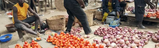 Ahịa ebe a na-ere ngwa ofe bekee