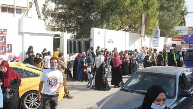 انطلاق الانتخابات البرلمانية الأردنية وسط إجراءات صحية مشددة