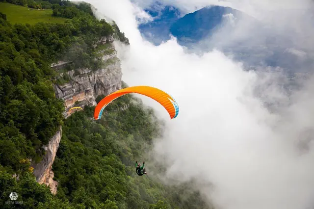 Летала на параплане и фотографировала других во Франции @mnogogranek.