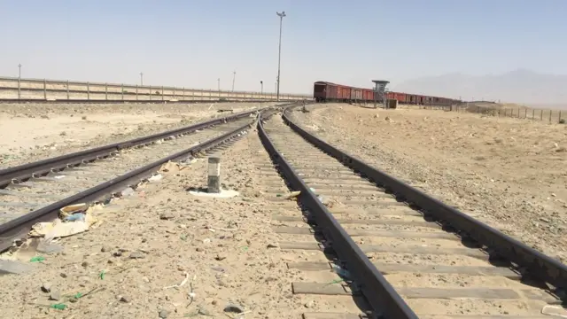 تېرکال پر دغي پټلۍ ۵۶۴۵۵ واګونه او سږ کال تردی مهاله شاوخوا ۲۰ زره واګونه سوداګریز توکي د منځنۍ آسیا له هېوادنو اورګاډو راوړي.