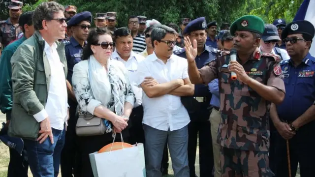 فرمانده مرزبانی بنگلادش در کنار نمایندگان شورای امنیت