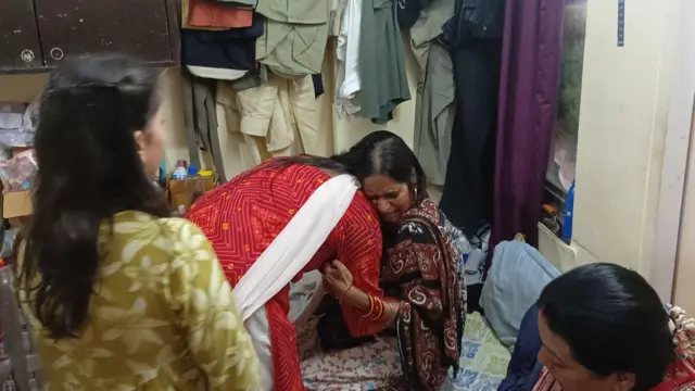 पिंकी माळी यांचे कुटुंबीय