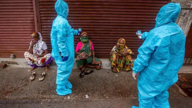 कोविडसारख्या आव्हानात्मक काळातली अनेक महापालिकांचे कार्यकाळ संपल्यानं नगरसेवक नव्हते.