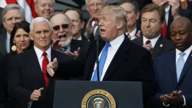 डोनल्ड ट्रंप